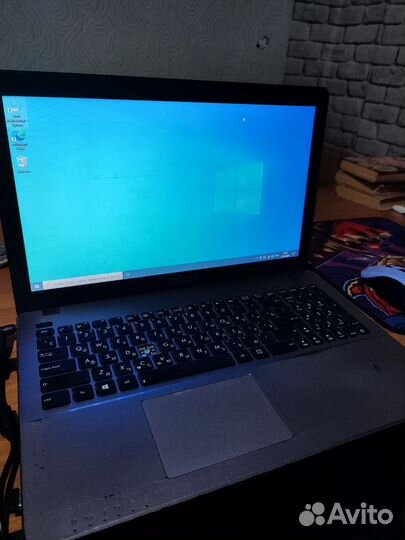 Ноутбук asus