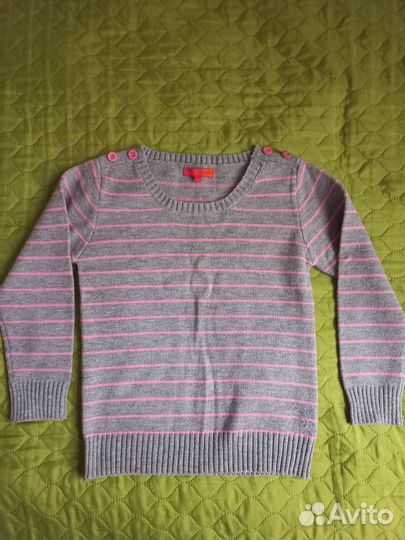 Свитер кофта