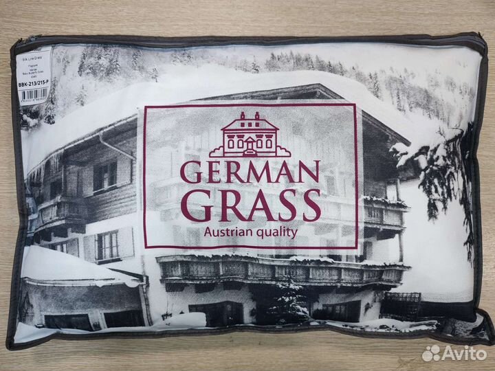 Подушка 40х60 German Grass Baby Batterfly из шёлка