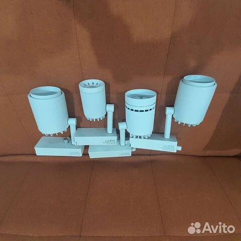 Трековые светильники новые