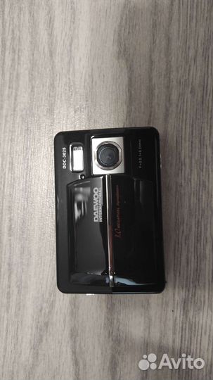 Компактный фотоаппарат