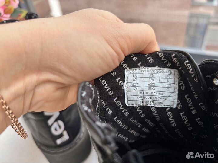 Levi’s ботинки женские 37. Оригинал