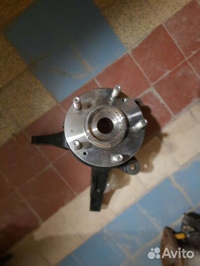 Кулак поворотный передний Хендай Санта Фе Кл