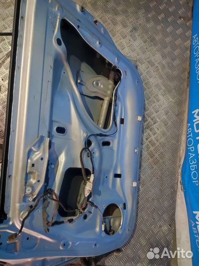 Дверь передняя правая Mitsubishi colt 6