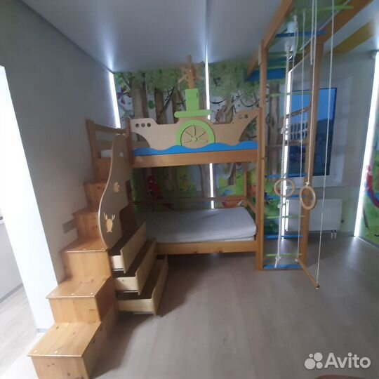 Двухярусная кровать бу