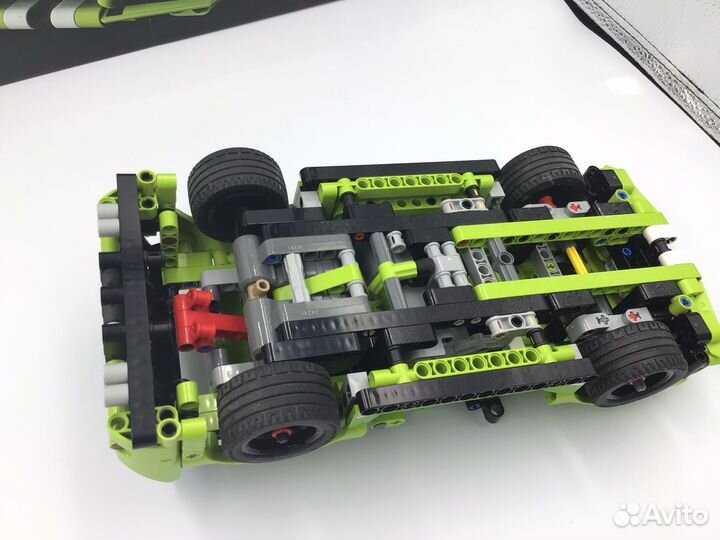 Lego technic 42138 оригинал