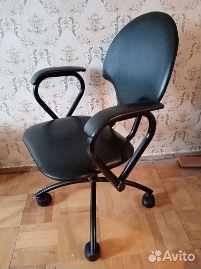 Компьютерный стул