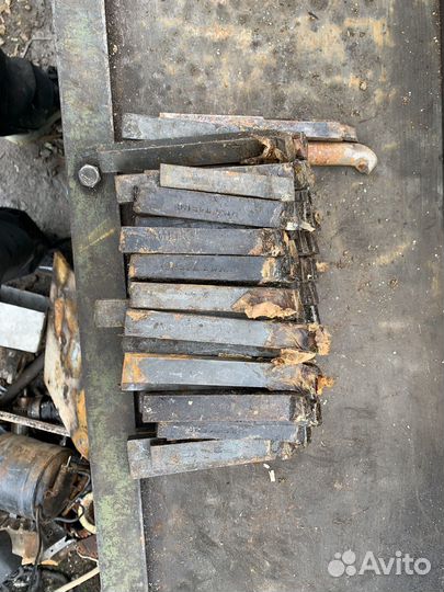 Токарные резцы по металлу