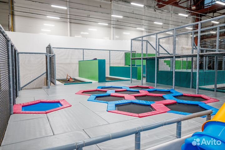 Секця сборных шестиугольных фитнес батутов