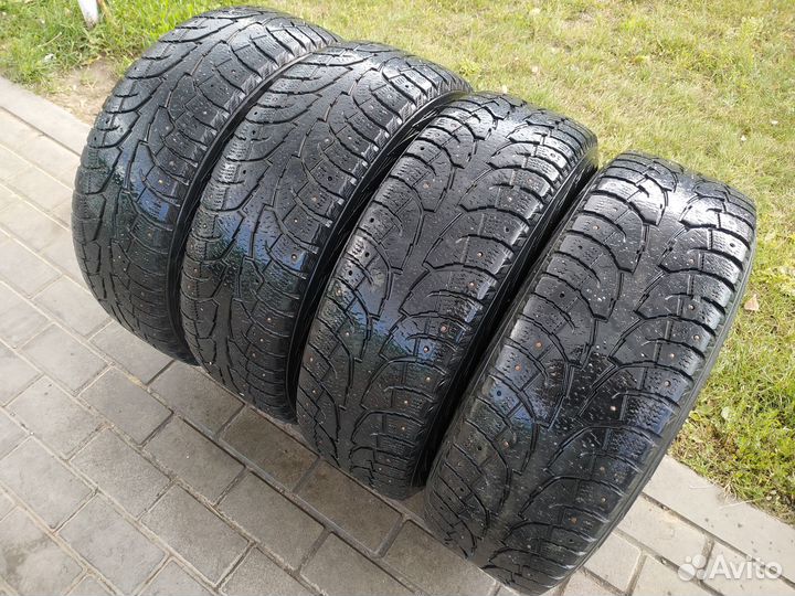 Hankook I'Pike RW11 215/65 R16 98T