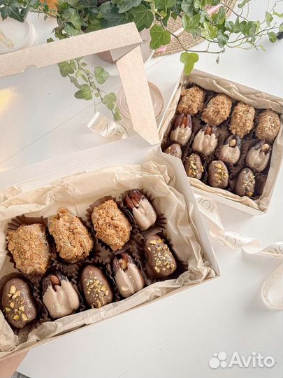 Королевские финики в шоколаде/бананы в шоколаде