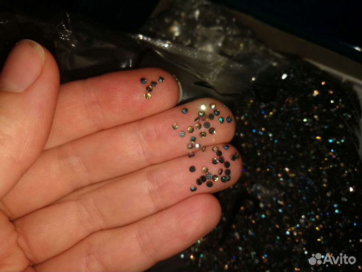 Стразы пришивные