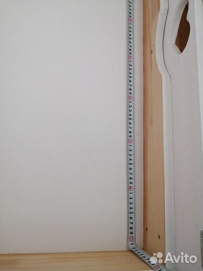 Деревянный ящик для хранения на колесах