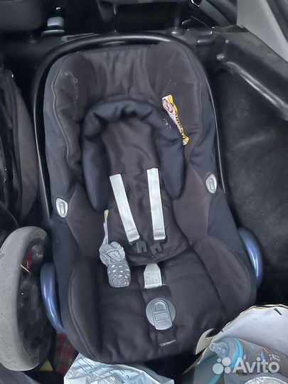 Автолюлька maxi cosi с базой