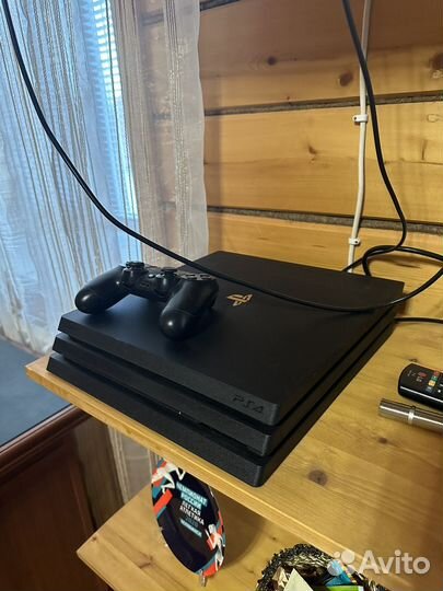 Sony PS4 pro 1tb