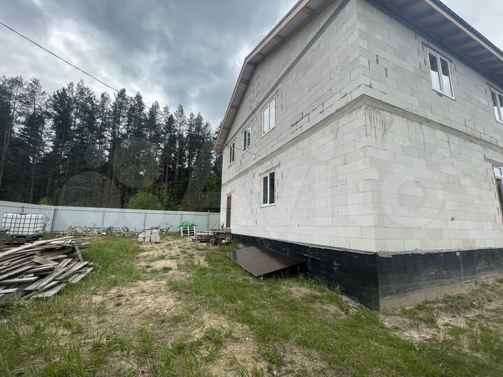 Дом 228 м² на участке 10 сот.