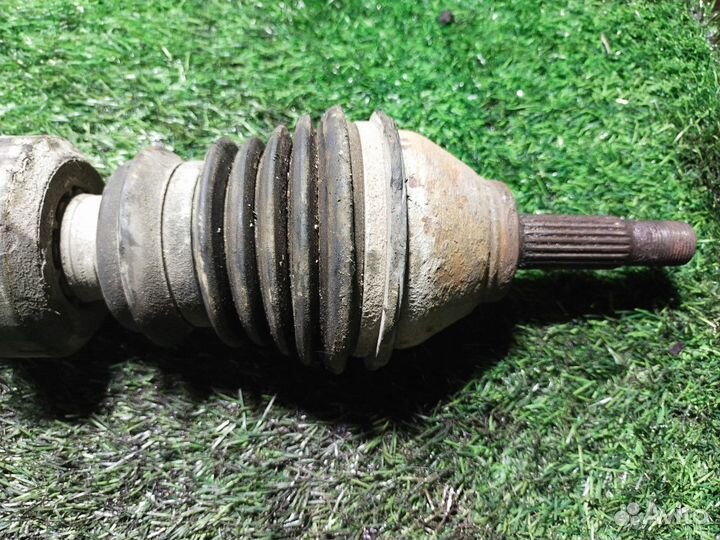 Полуось передняя правая Renault Logan II