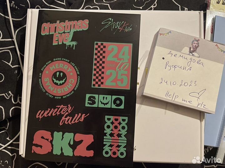 Наклейки stray kids