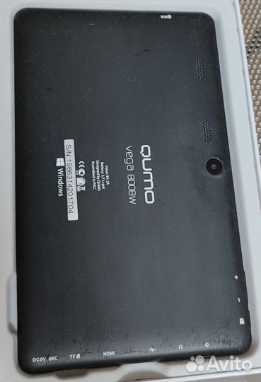 Планшет Qumo Vega 8008W