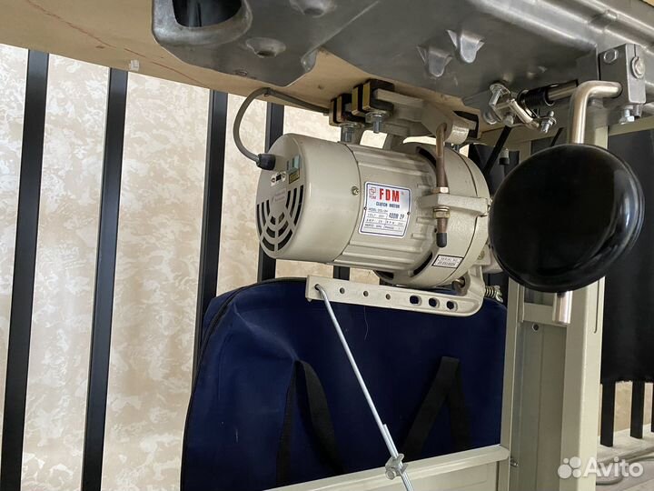 Швейная машинка Brother SL-1110-5 (промышленная)