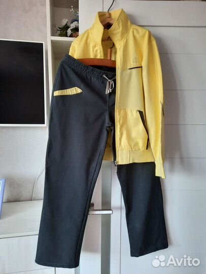 Спортивный костюм