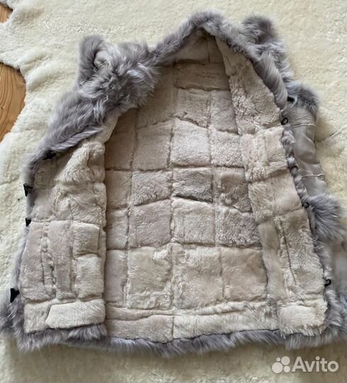 Жилет из натурального меха и кожи 58-60