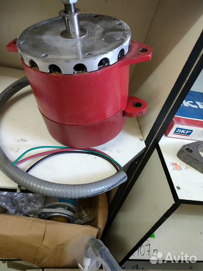 Бесщеточный генератор переменного тока Murphy