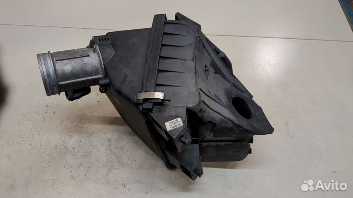 Корпус воздушного фильтра Audi A6 (C5)