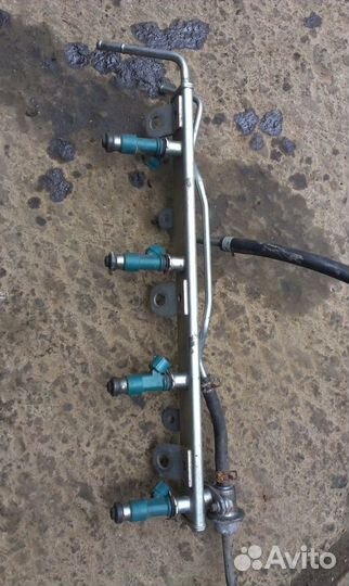 Сузуки Гранд Витара Рейка топливная