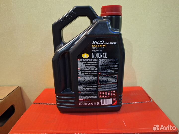 Моторное масло 4л Motul 8100 Eco-nergy 5W30