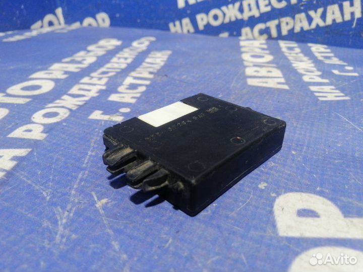 Блок управления центральным замком Toyota Yaris