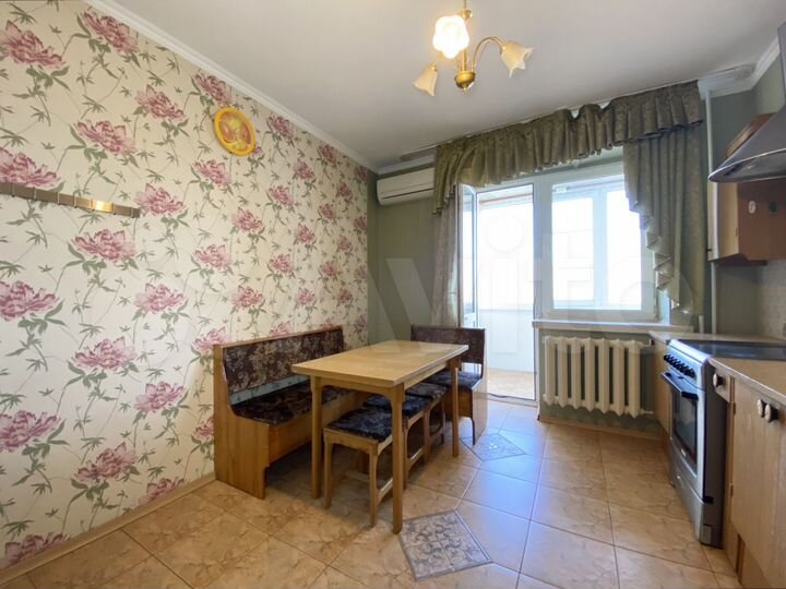 3-к. квартира, 78 м², 6/10 эт.