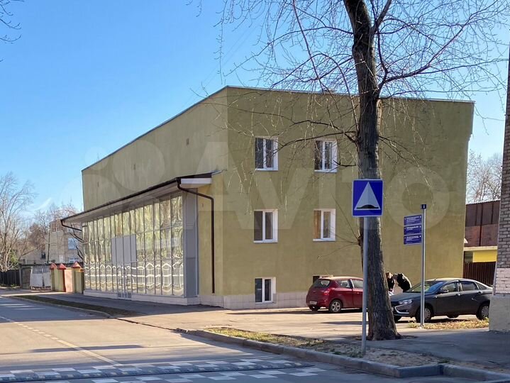 Здание, 688.4 м²