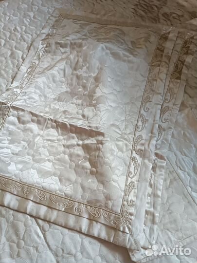 Покрывало на кровать