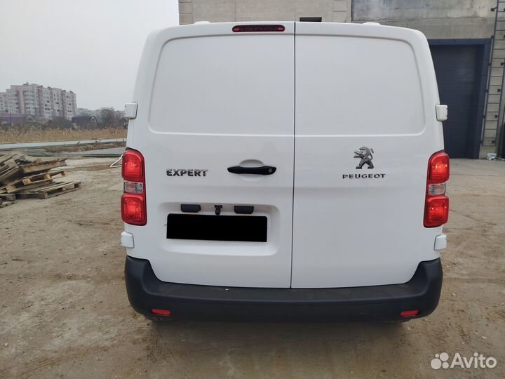 Peugeot Expert цельнометаллический, 2022