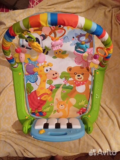 Коврик детский развивающий (погремушки, пианино)