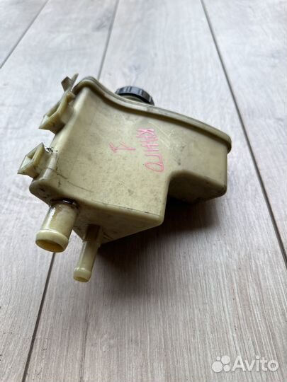 Renault kangoo 1 бачок гидроусилителя руля