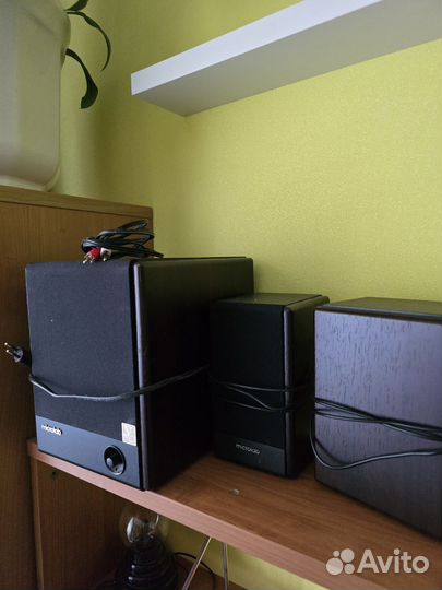 Сабвуфер и колонки microlab