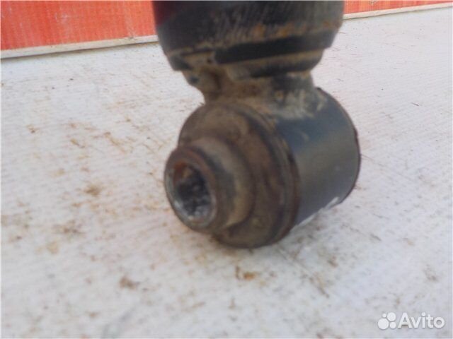 Амортизатор задний левый Mazda 3 BK Z6 2002-2009