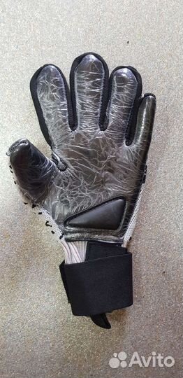 Перчатки вратарские adidas
