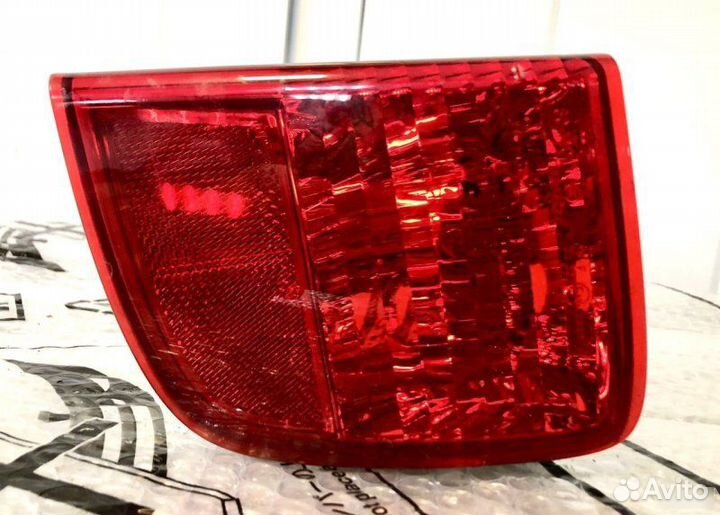 Фонарь задний Toyota Land Cruiser 200