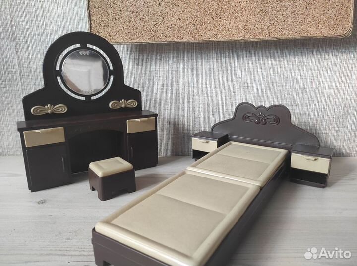 Мебель для кукол/кровать, диван, матрасы, одеяла