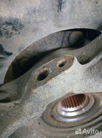Кулак (цапфа) передний правый Chevrolet Aveo T300