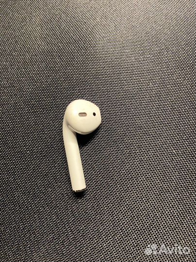 Наушники apple airpods левый