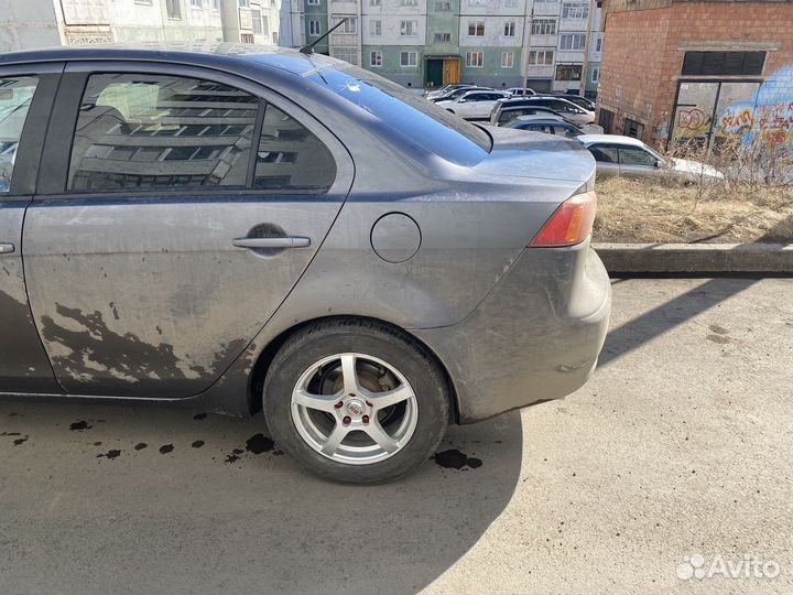 Mitsubishi Lancer 1.5 МТ, 2007, 330 000 км