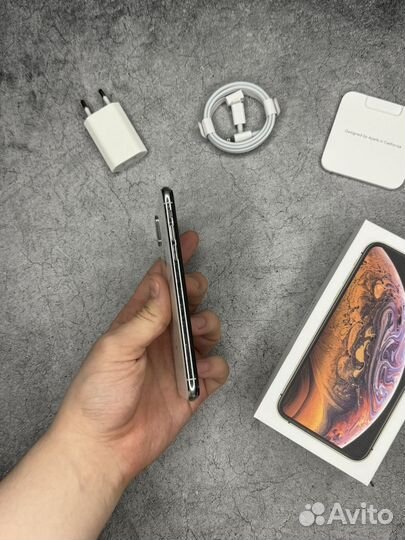 iPhone X, 64 ГБ