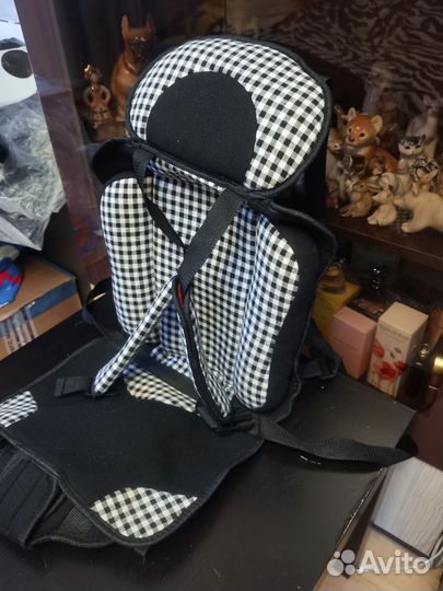 Автомобильное кресло