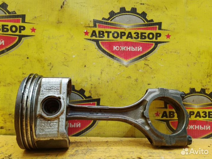 Поршень с шатуном Toyota Rav 4 2AZ