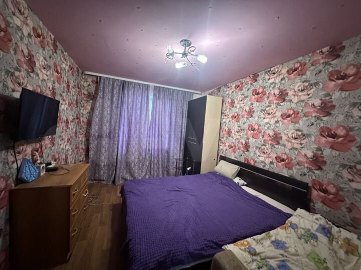 2-к. квартира, 50 м², 6/9 эт.