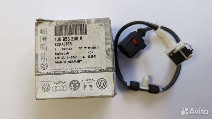 Микровыключатель VAG 1J6953230A